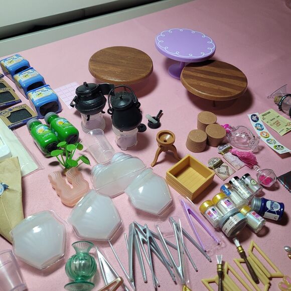 MGA Make it Miniverse Lifestyle Lot Koi Harry Potter Happy Hour Food Barbie Doll - Picture 8 of 16